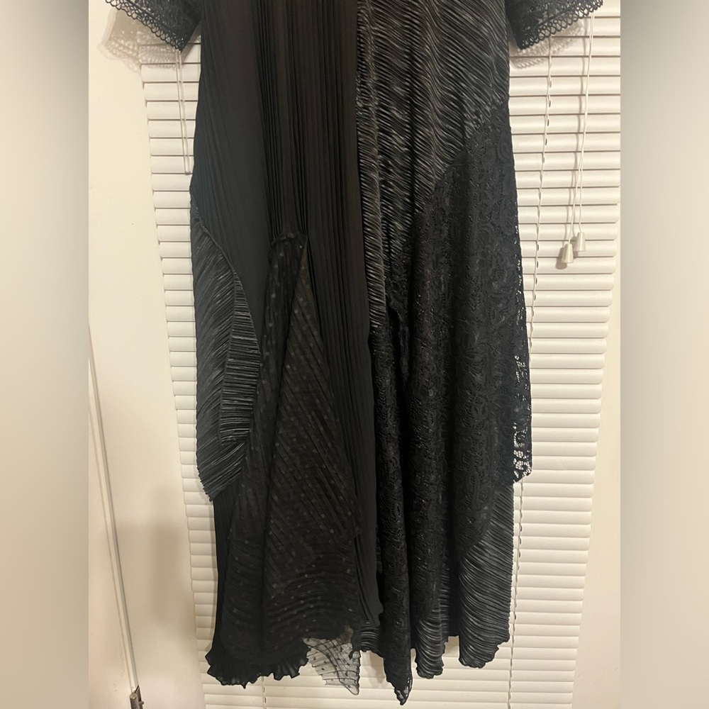 🖤Black Dress🖤 - Picture 3 of 4